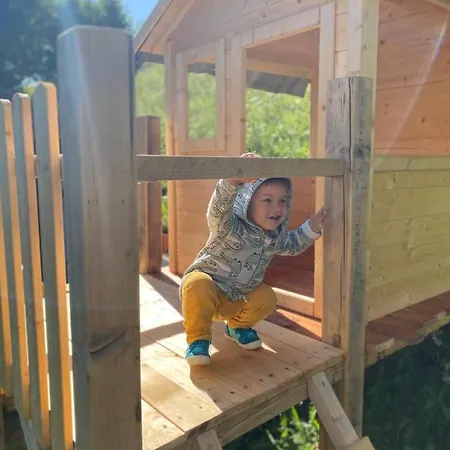 Domcek V Strani Myto pod Dumbierom