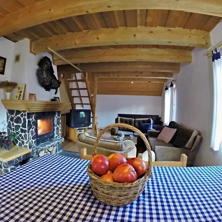 Domcek V Strani * Mýto pod Ďumbierom