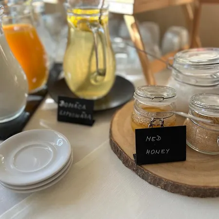 Domcek V Strani Деревянный коттедж Мито-под-Дюмбьером