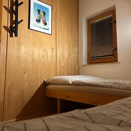 Domcek V Strani Деревянный коттедж *