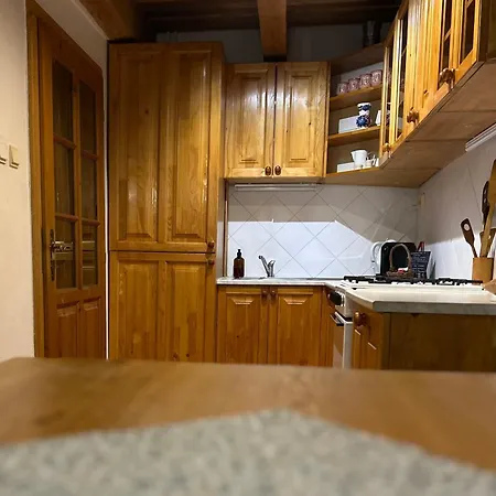 Domcek V Strani بيت خشبي *